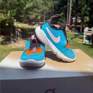 Nike Blue and Orange Sneakers Lightweight Slip-On sz 7c